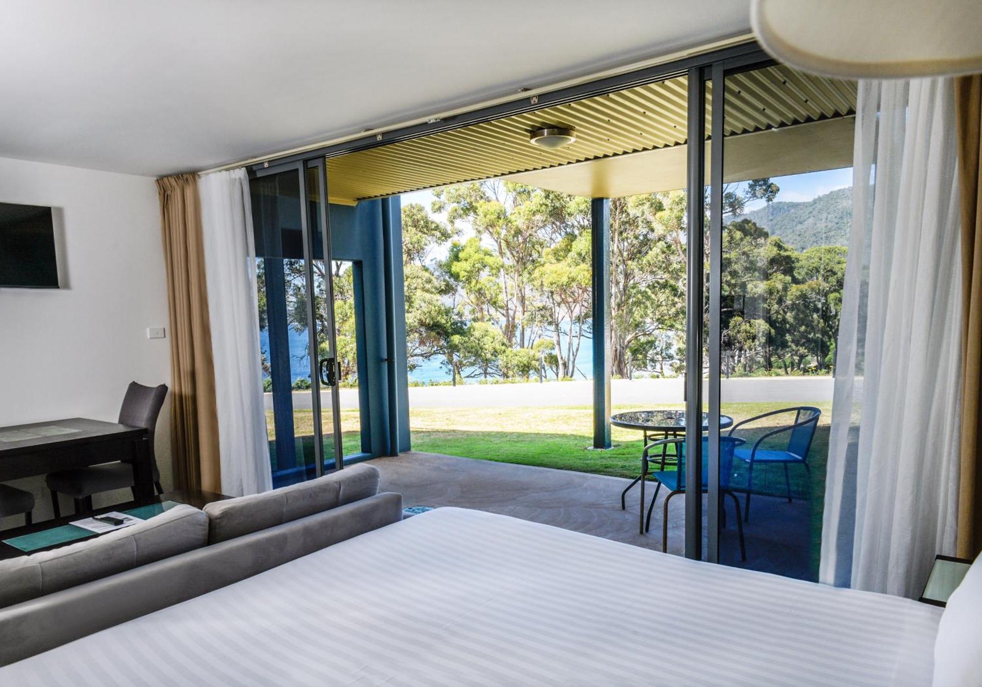 Lufra Beachside Hotel Eaglehawk Neck Eksteriør billede