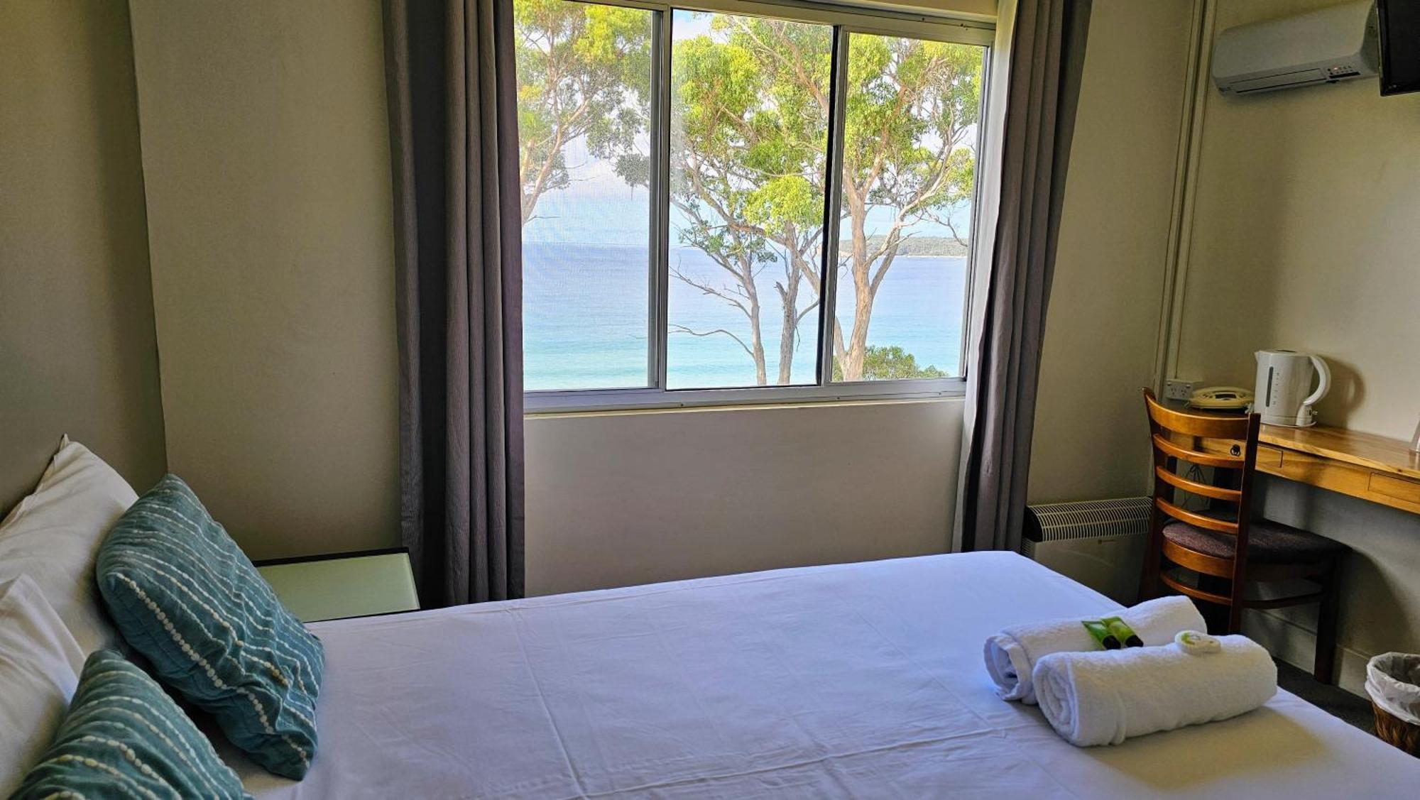 Lufra Beachside Hotel Eaglehawk Neck Eksteriør billede