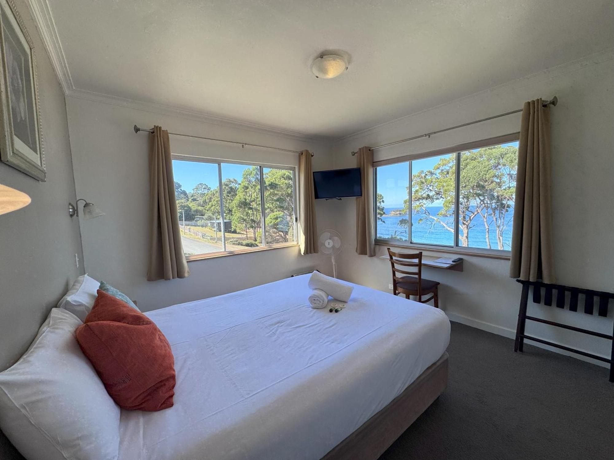 Lufra Beachside Hotel Eaglehawk Neck Værelse billede
